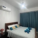 Michael Angelo Luxuri 4 Bedroom וילה *