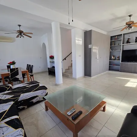 Michael Angelo * Paphos