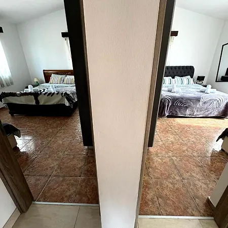 Michael Angelo Villa