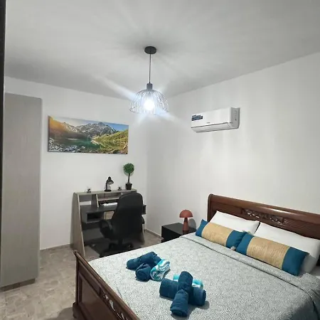 Michael Angelo Luxuri 4 Bedroom Villa