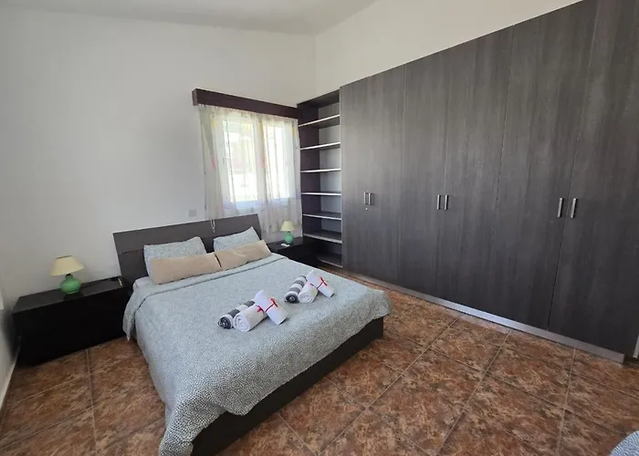 Michael Angelo Villa Paphos