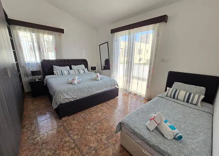 Michael Angelo Πάφος