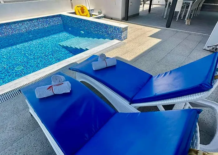 Villa Michael Angelo Paphos