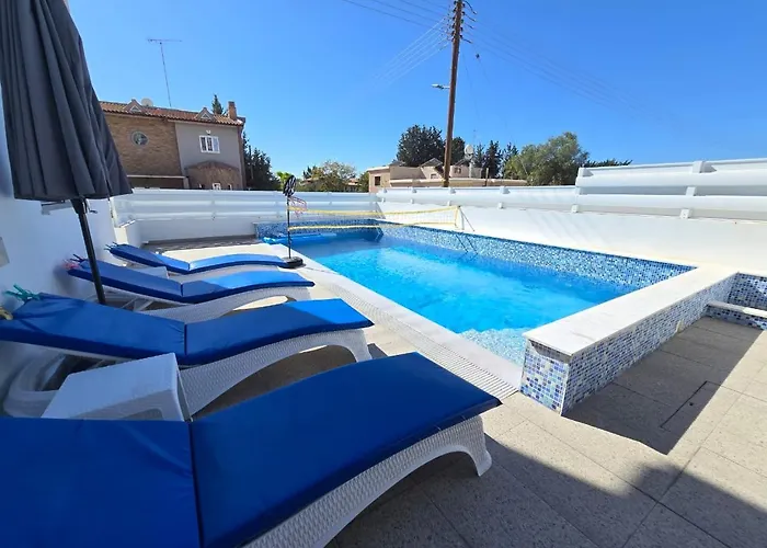 Michael Angelo Paphos